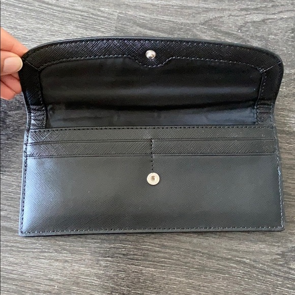 Brand New Coach Wallet - Picture 3 of 6